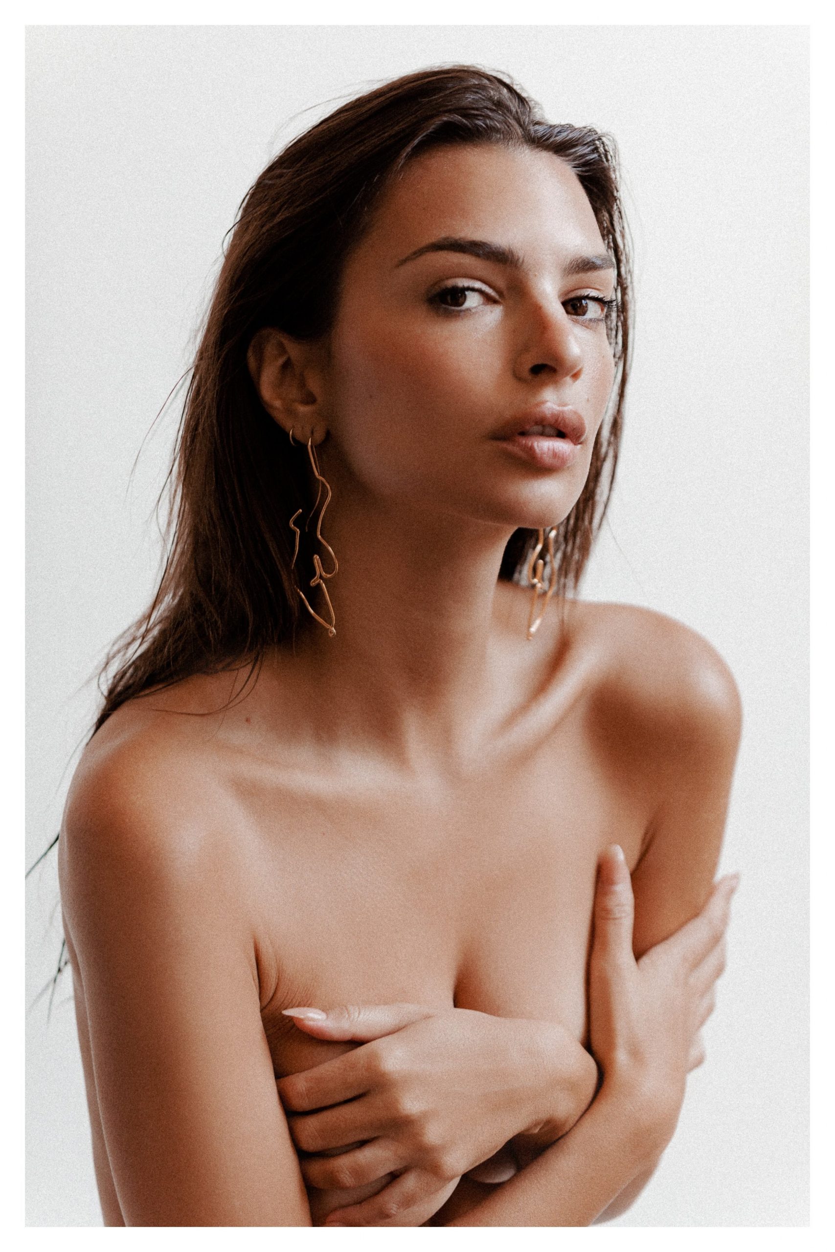 emily-ratajkowski-and-jamea-lynee-inamorata-thefappening-cfd-7-scaled-1 emily ratajkowski and jamea lynee inamorata thefappening cfd 7 scaled 1