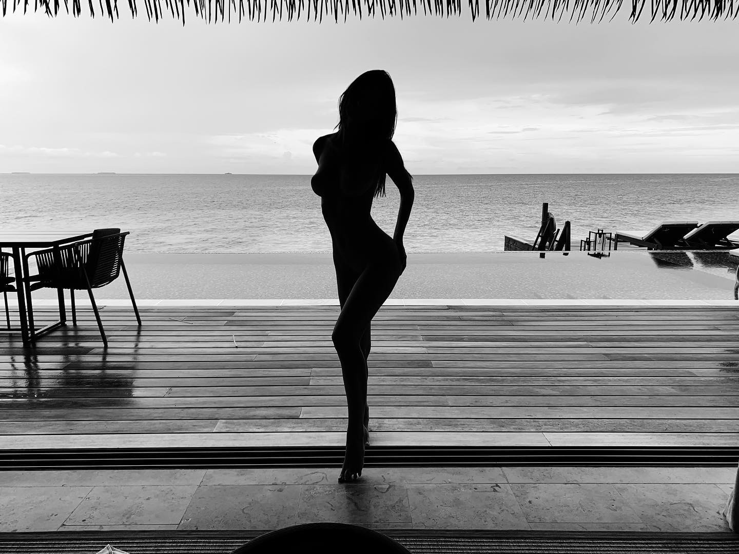 emily-ratajkowski-nude-thefappening-cfd-4-1 Emily Ratajkowski Naked
