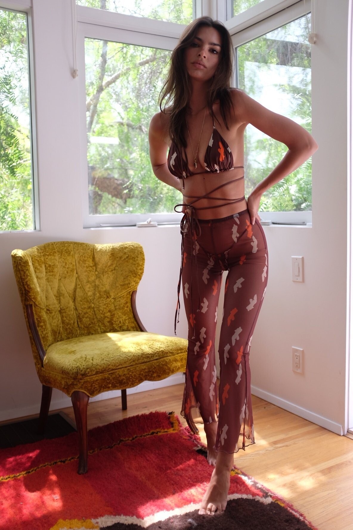 emily-ratajkowski-sexy-in-inamorata-collection-april-2020-thefappening-pro-45 emily ratajkowski sexy in inamorata collection april 2020 thefappening pro 45