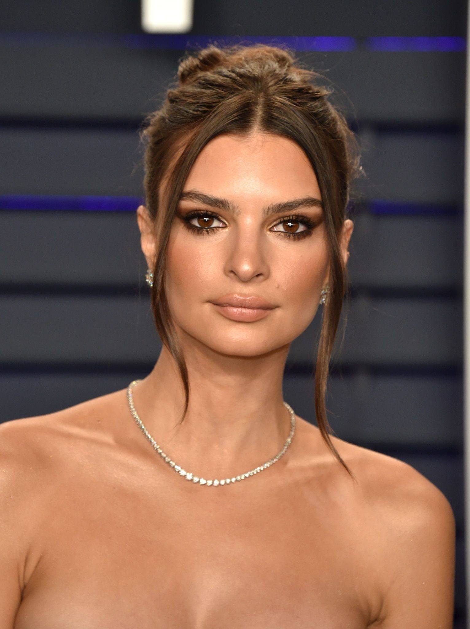 emily-ratajkowski-sexy-oscar-party-3 emily ratajkowski sexy oscar party 3