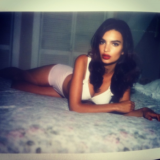 emily-ratajkowski-spoke-about-sexual-abuse-by-jonathan-leder-thefappeningpro-8 emily ratajkowski spoke about sexual abuse by jonathan leder thefappeningpro 8