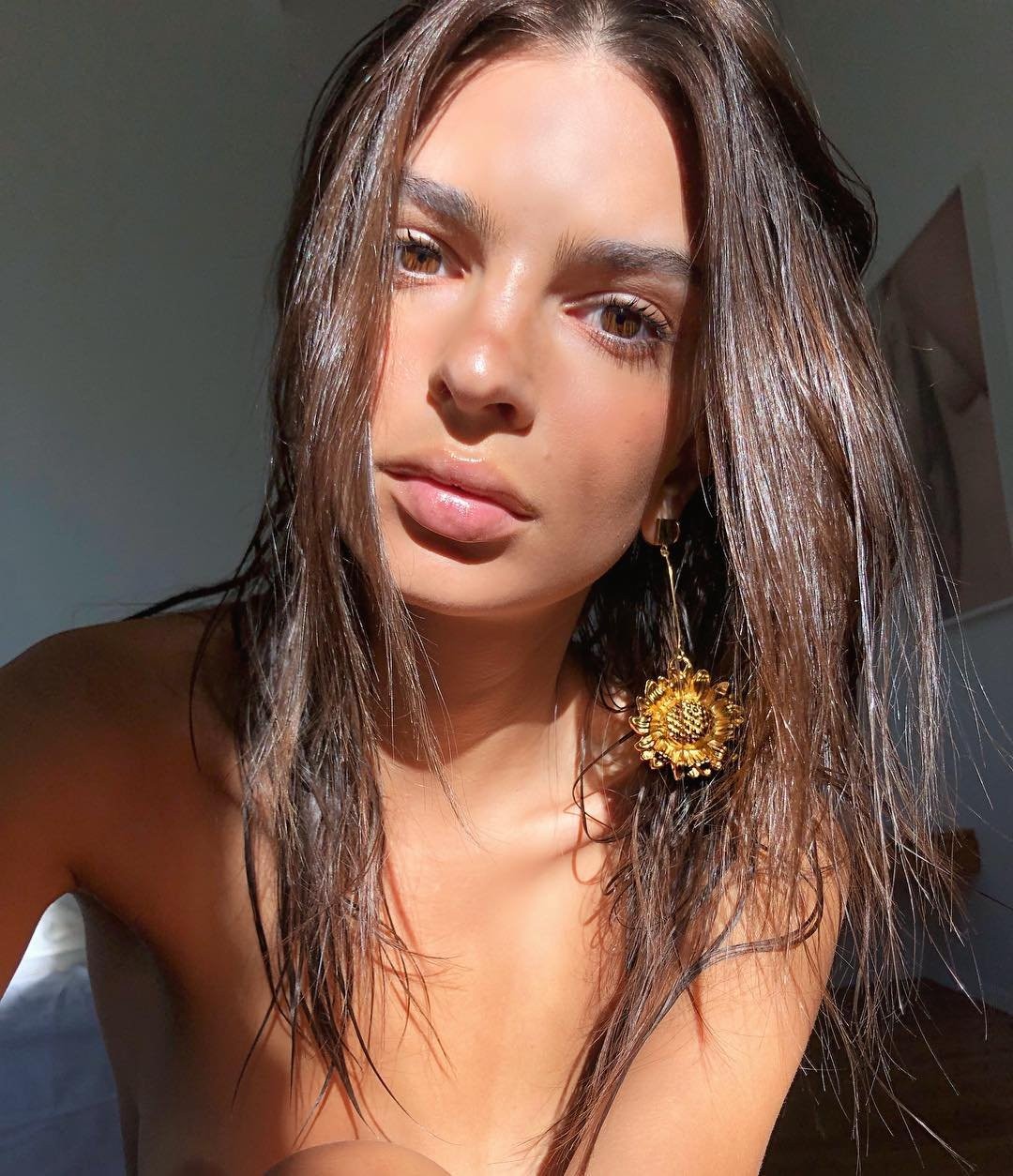 emily-ratajkowski-thefappening-cfd-18 Emily Ratajkowski Private photo