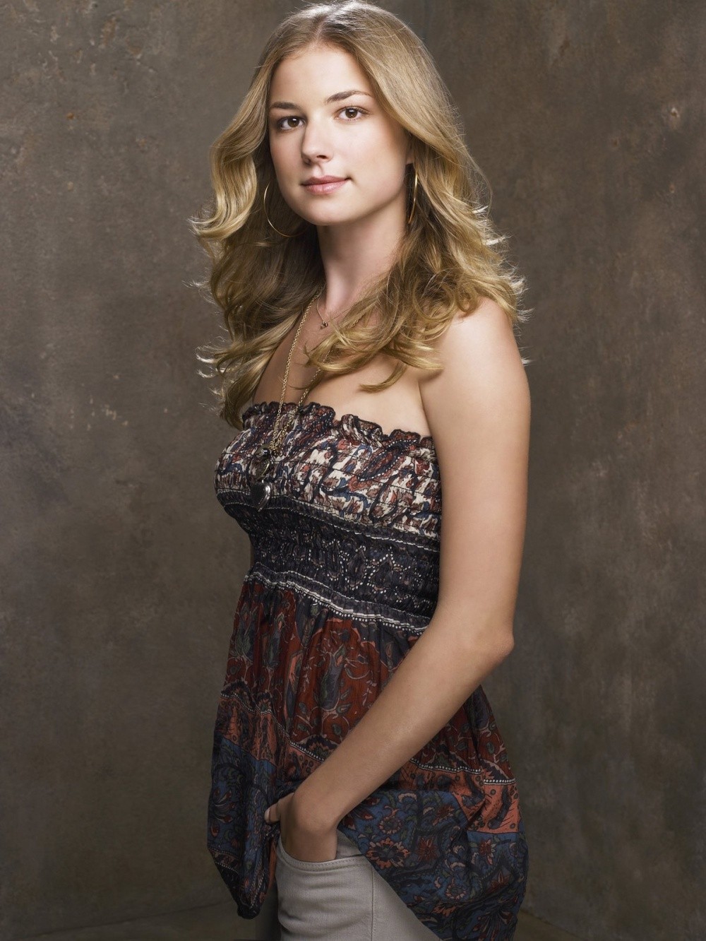 emily-vancamp-nude-sexy-3 Emily-VanCamp-Nude-Sexy-3