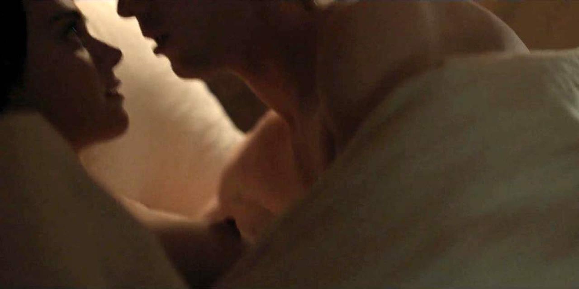 emma-appleton-nude-in-traitors-9 emma appleton nude in traitors 9