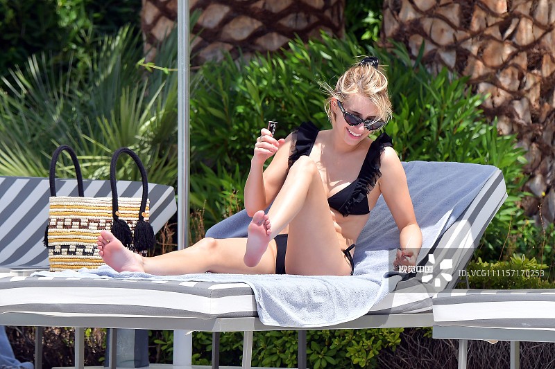 emma-roberts-sexy-bikini-thefappening-pro-10 emma roberts sexy bikini thefappening pro 10