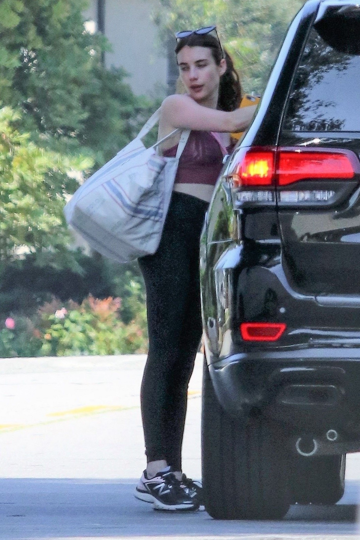 emma-roberts-sexy-in-la-20 emma roberts sexy in la 20