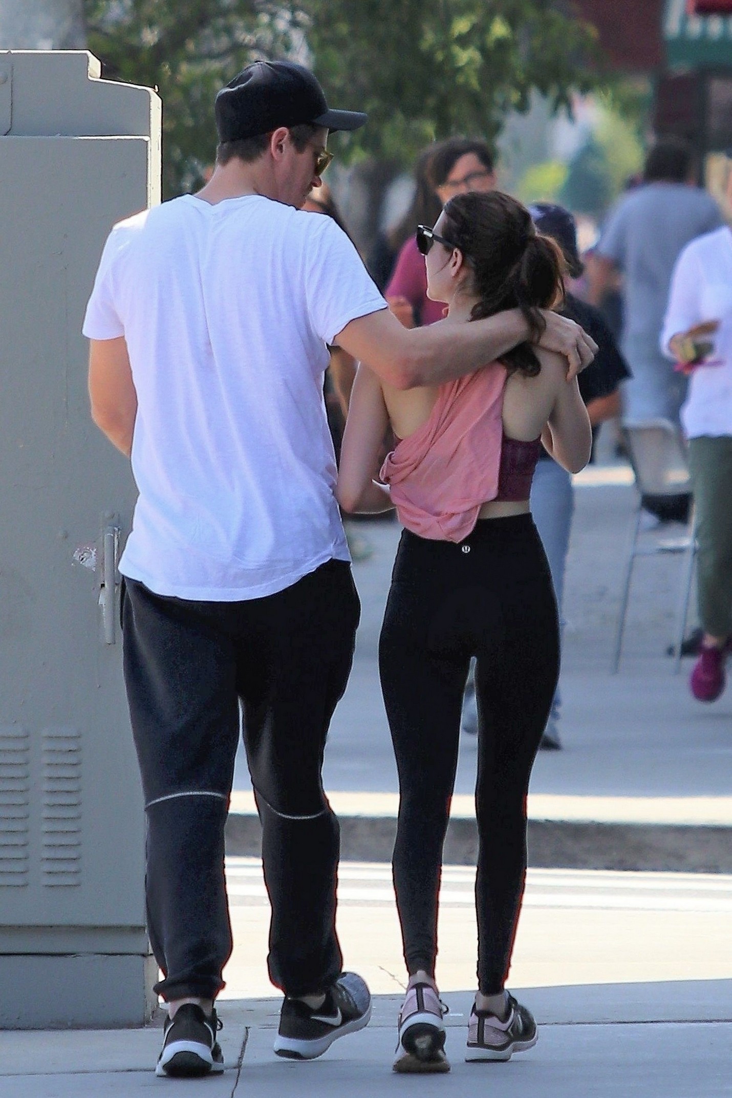emma-roberts-sexy-in-la-26 emma roberts sexy in la 26