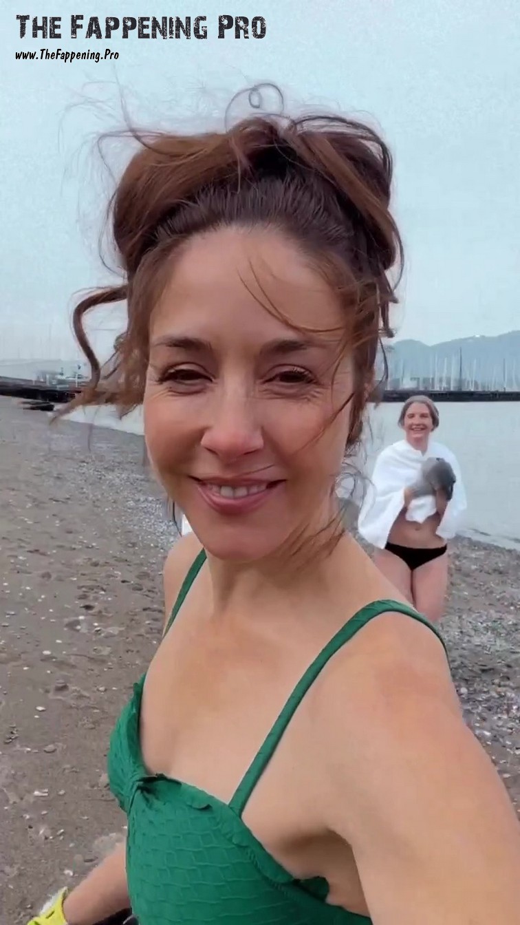 erin-karpluk-sexy-bikini-thefappening-cfd-7 erin karpluk sexy bikini thefappening cfd 7