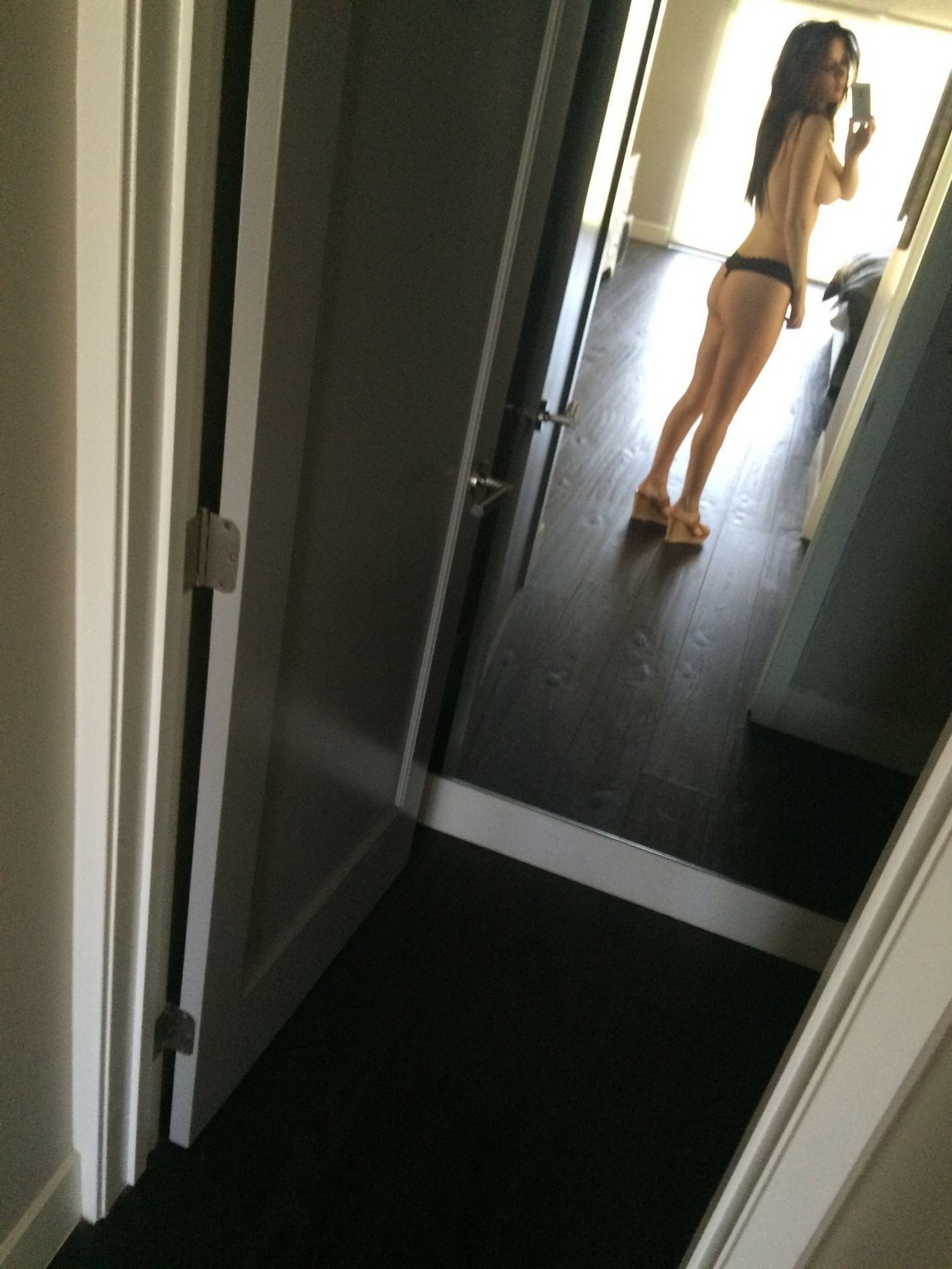 explicit-ashley-mulheron-nude-leaks-191 explicit ashley mulheron nude leaks 191