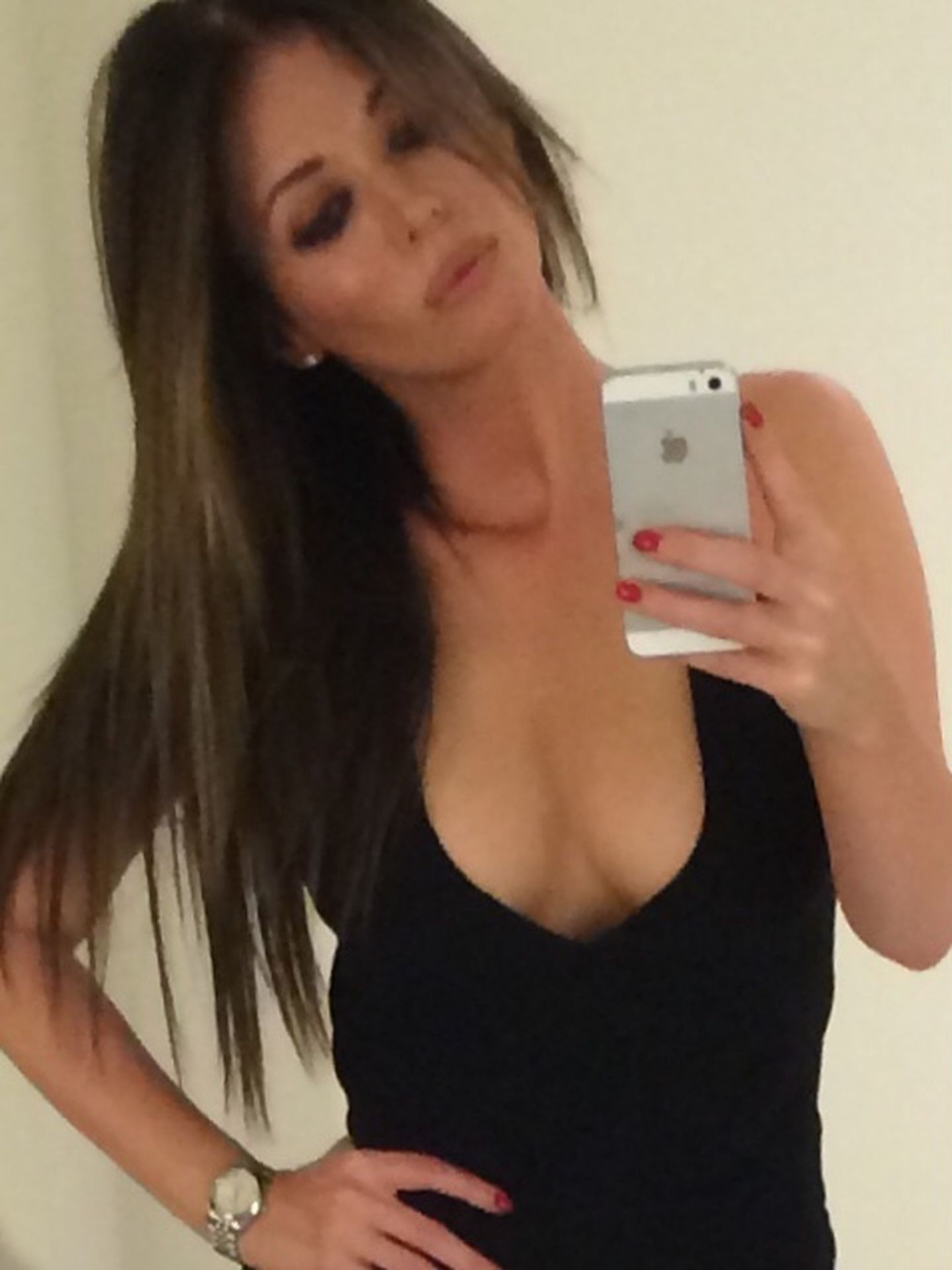 explicit-ashley-mulheron-nude-leaks-9 explicit ashley mulheron nude leaks 9