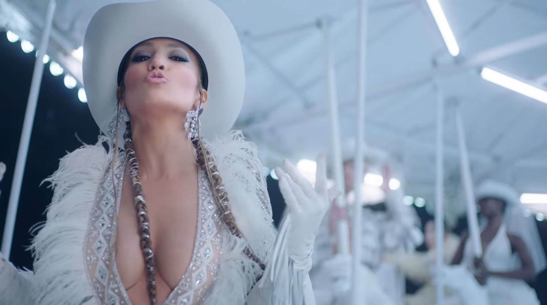 explicit-jennifer-lopez-sexy-11 explicit jennifer lopez sexy 11