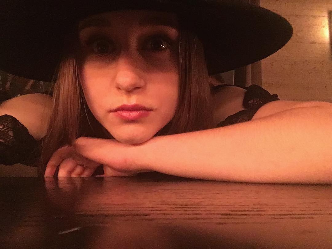 explicit-taissa-farmiga-nude-sex-scene-4 explicit taissa farmiga nude sex scene 4