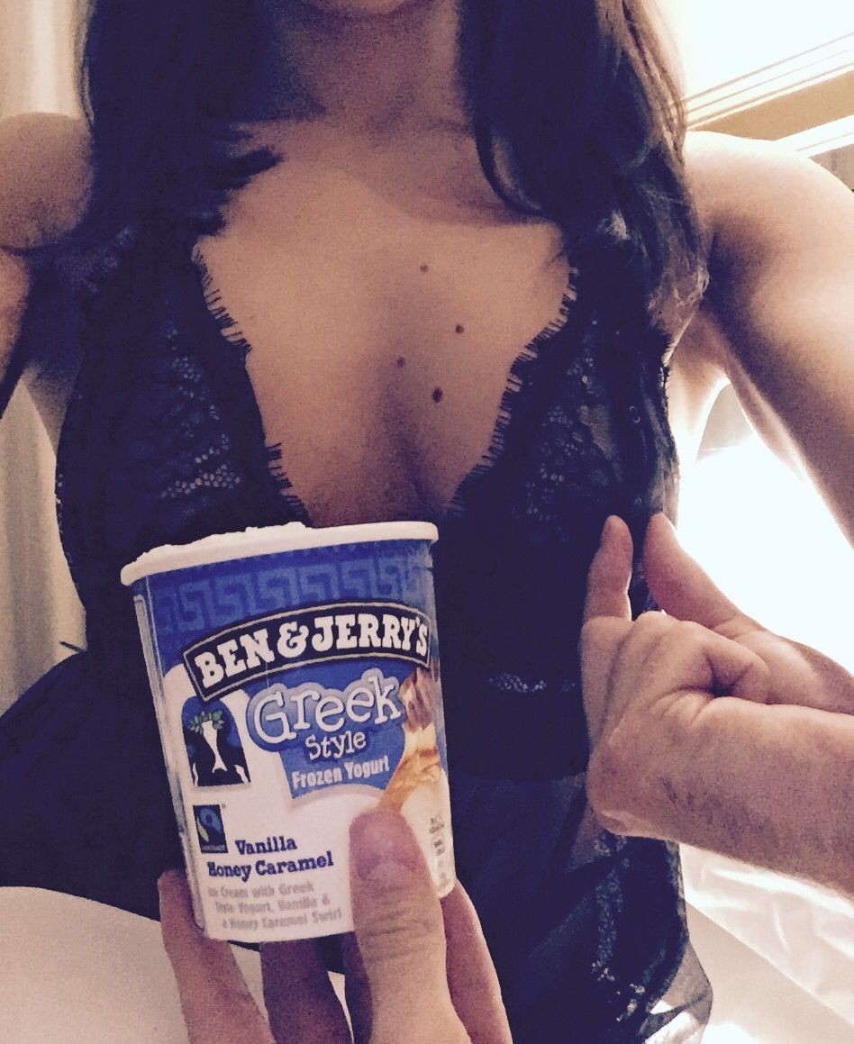 faye-brookes-17-nude-thefappening-pro_ faye brookes 17 nude thefappening pro