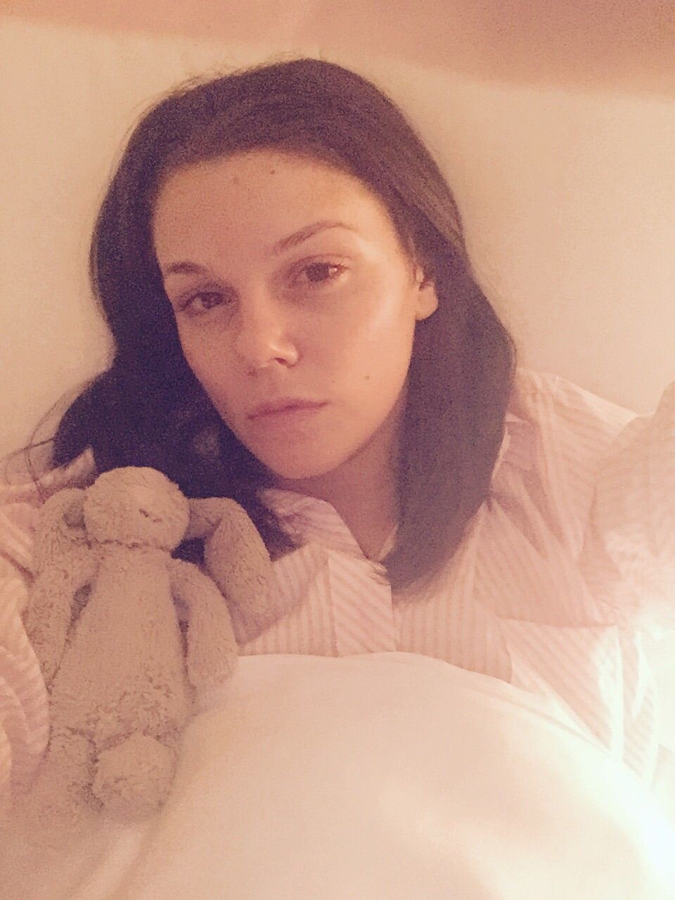 faye-brookes-5-nude-thefappening-pro_ faye brookes 5 nude thefappening pro