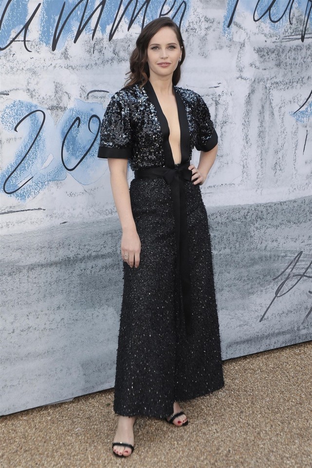 felicity-jones-sexy-28 felicity jones sexy 28