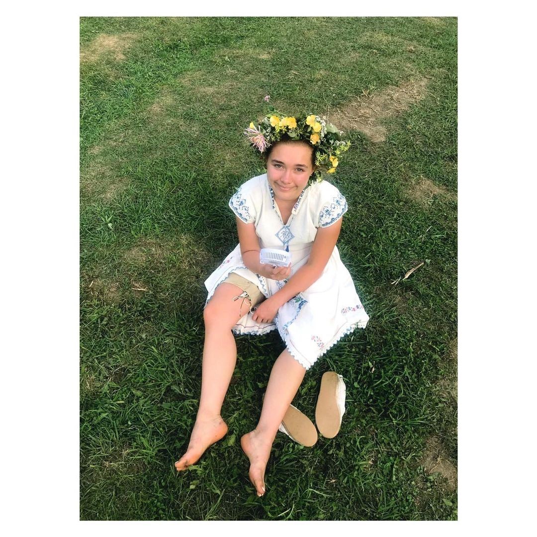 florence-pugh-barefoot-thefappening-cfd-7 Florence Pugh Feet
