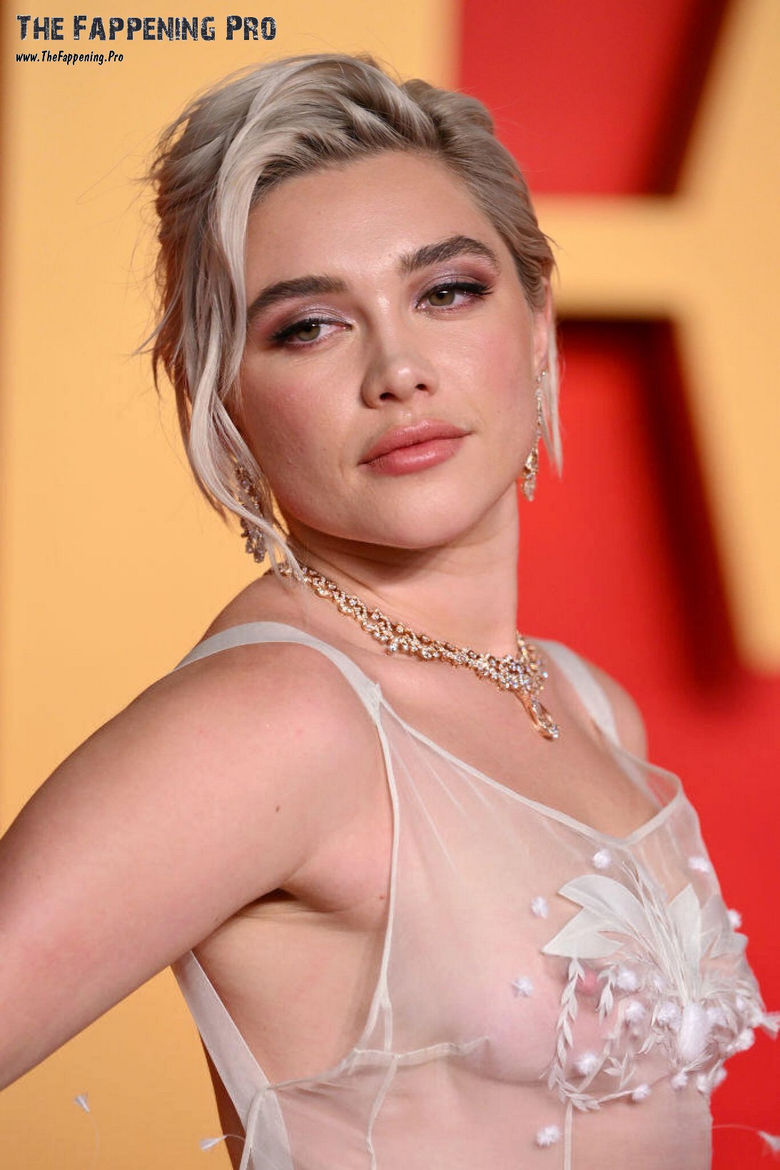 florence-pugh-nude-thefappening-cfd-12 Florence Pugh See Through Nudity