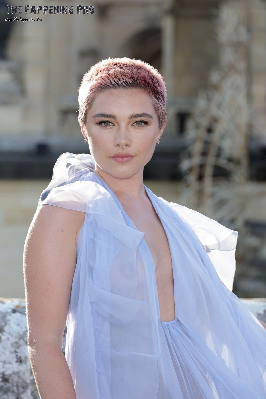 florence-pugh-tits-thefappening-cfd-10 florence pugh tits thefappening cfd 10