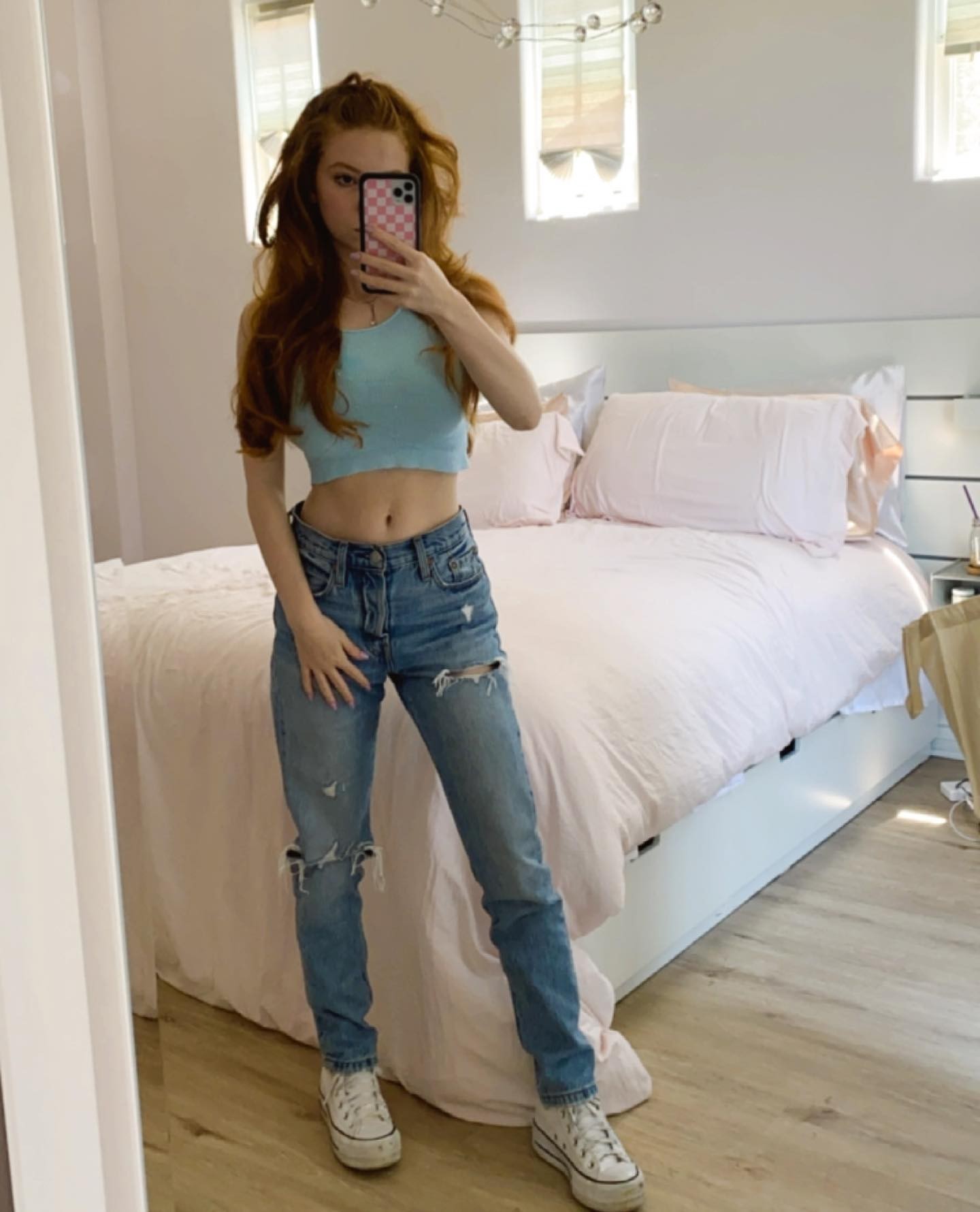 francesca-capaldi-hot-thefappening-cfd-4 Francesca Capaldi Hot On Slefie