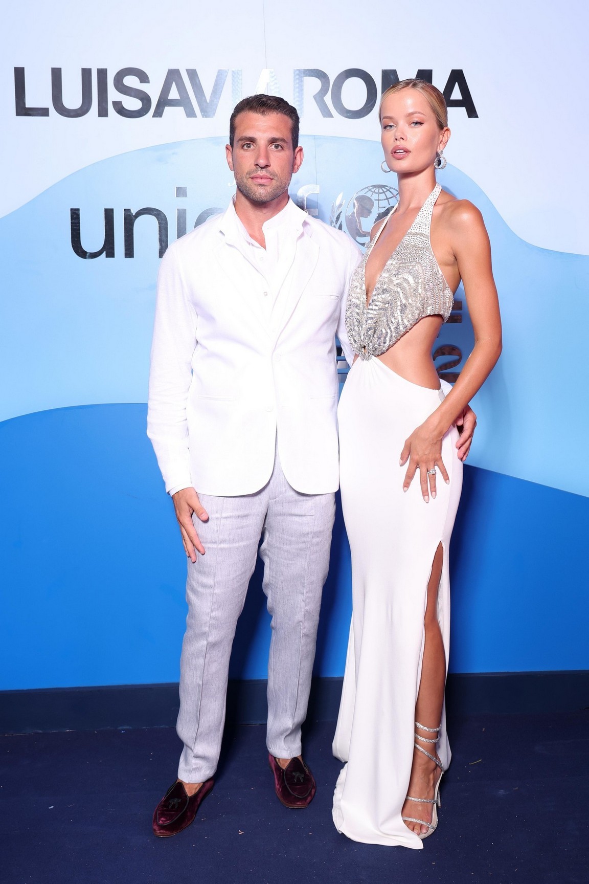 frida-aasen-cleavage-and-feet-thefappening-cfd-5 Frida Aasen And Tommy Ciabra