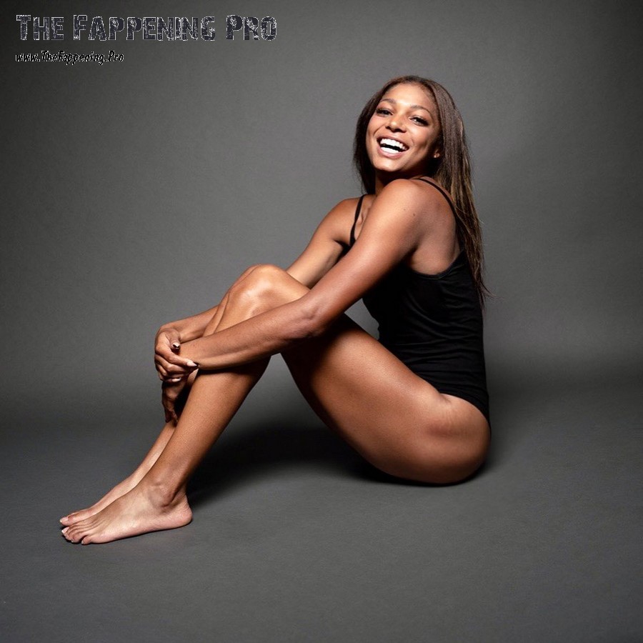 gabby-thomas-sexy-thefappening-cfd-3 Gabby Thomas Bare Feet