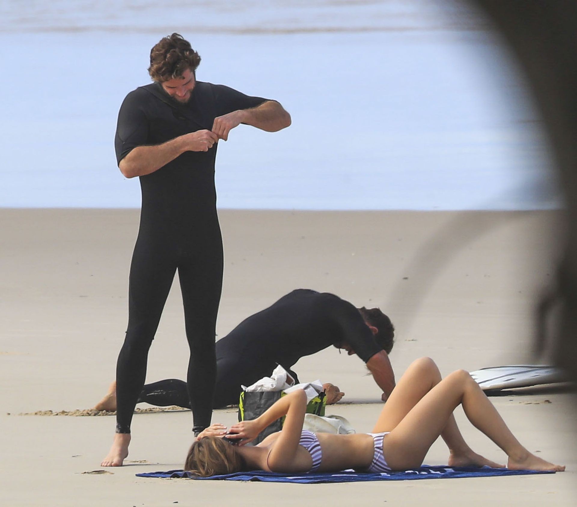 gabriella-brooks-in-a-sexy-bikini-with-liam-hemsworth-thefappening-pro-28 gabriella brooks in a sexy bikini with liam hemsworth thefappening pro 28