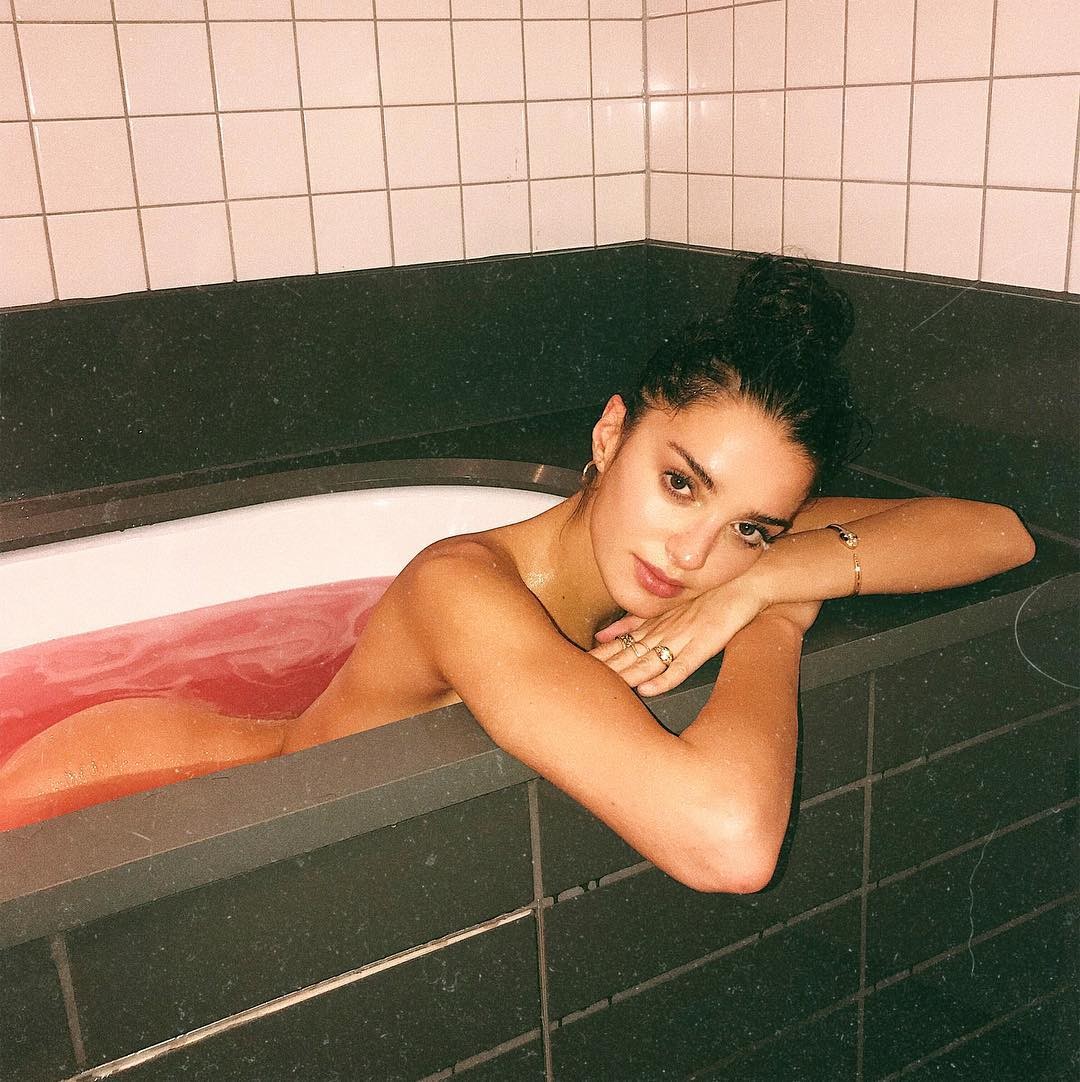 gabrielle-caunesil-topless-sexy-19 gabrielle caunesil topless sexy 19
