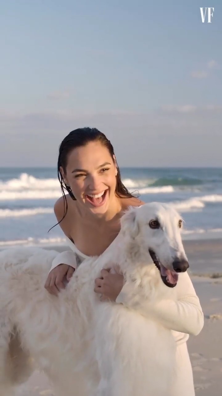 gal-gadot-sexy-for-vanity-fair-thefappeningpro-16 gal gadot sexy for vanity fair thefappeningpro 16