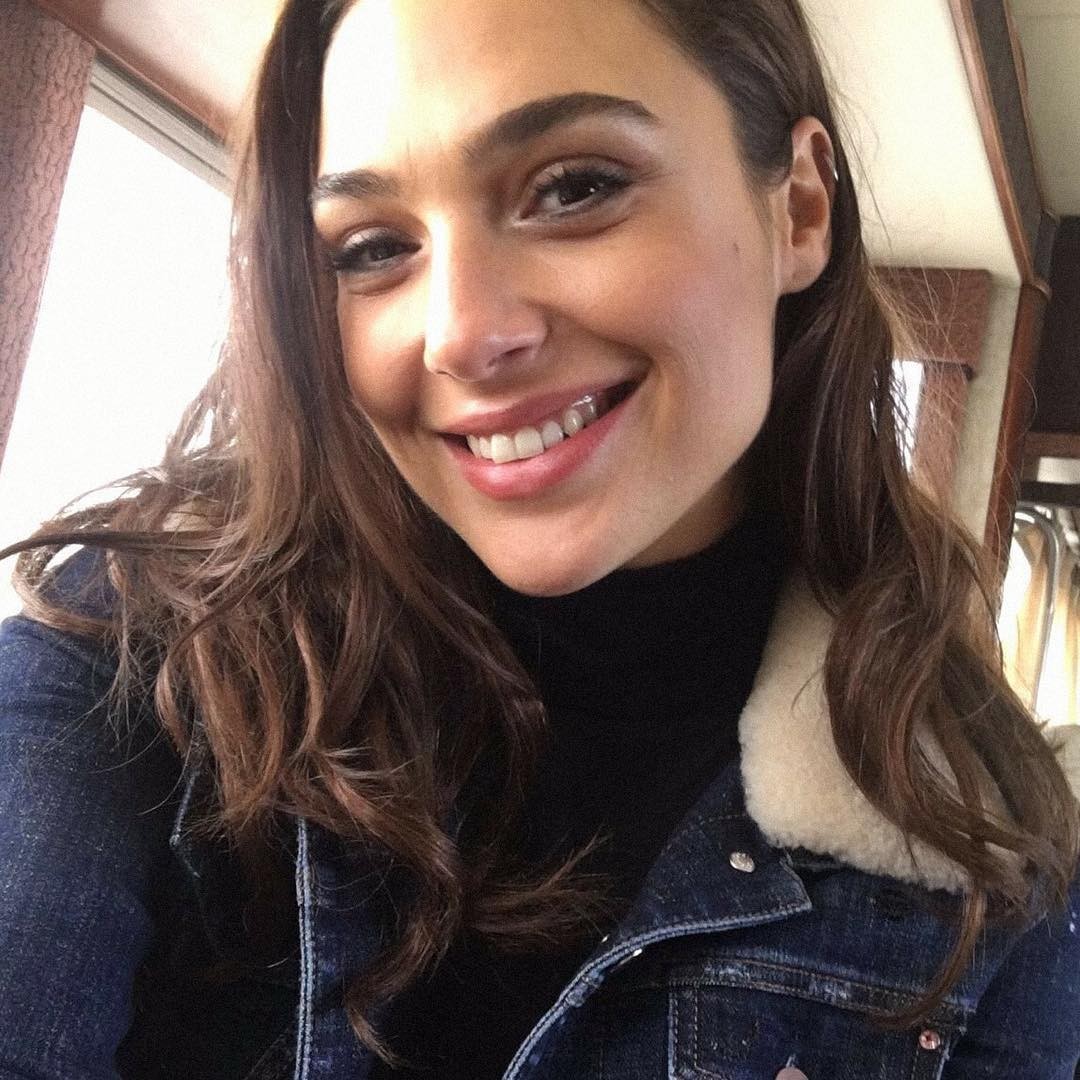 gal-gadot-sexy-wonder-woman-10 gal gadot sexy wonder woman 10
