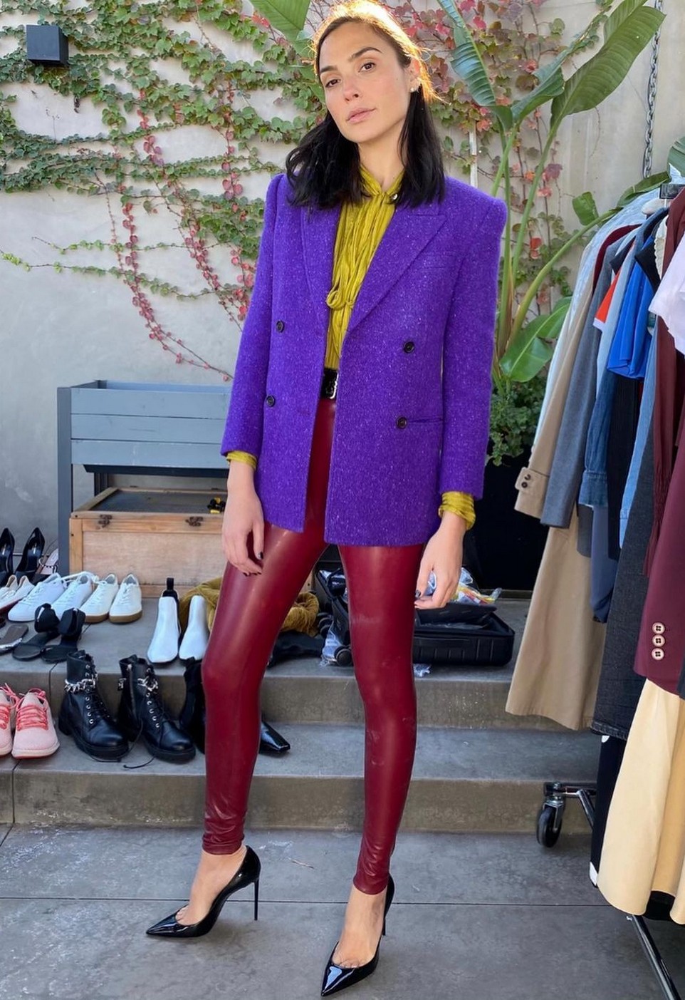 gal-gadot-tight-leggings-and-ugg-slippers-thefappening-cfd-1 Gal Gadot In A Tight Leggings