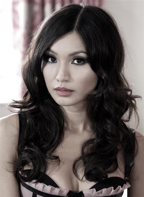 gemma-chan-sexy-minn-erva-57 gemma chan sexy minn erva 57