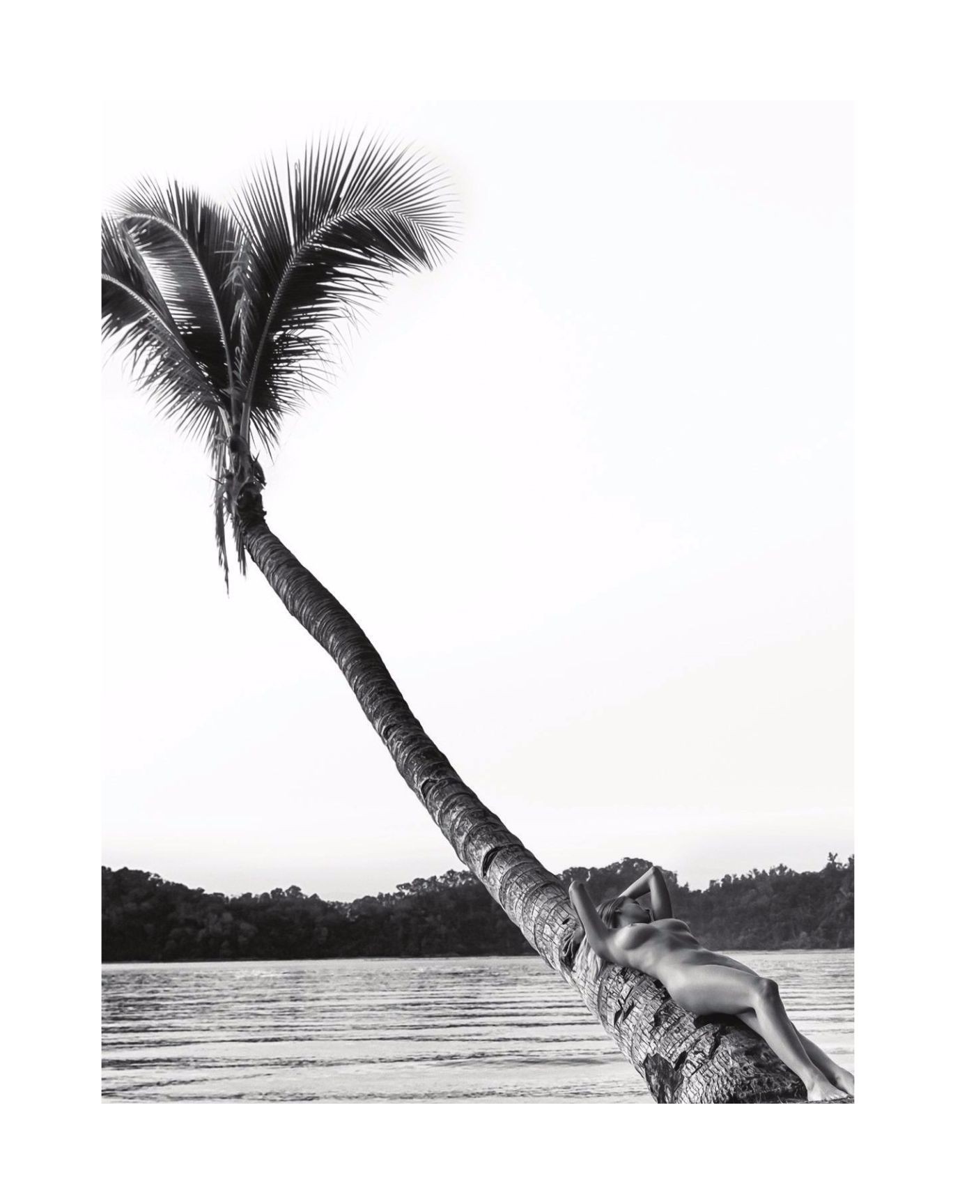 genevieve-morton-11-topless-thefappening-pro_ genevieve morton 11 topless thefappening pro