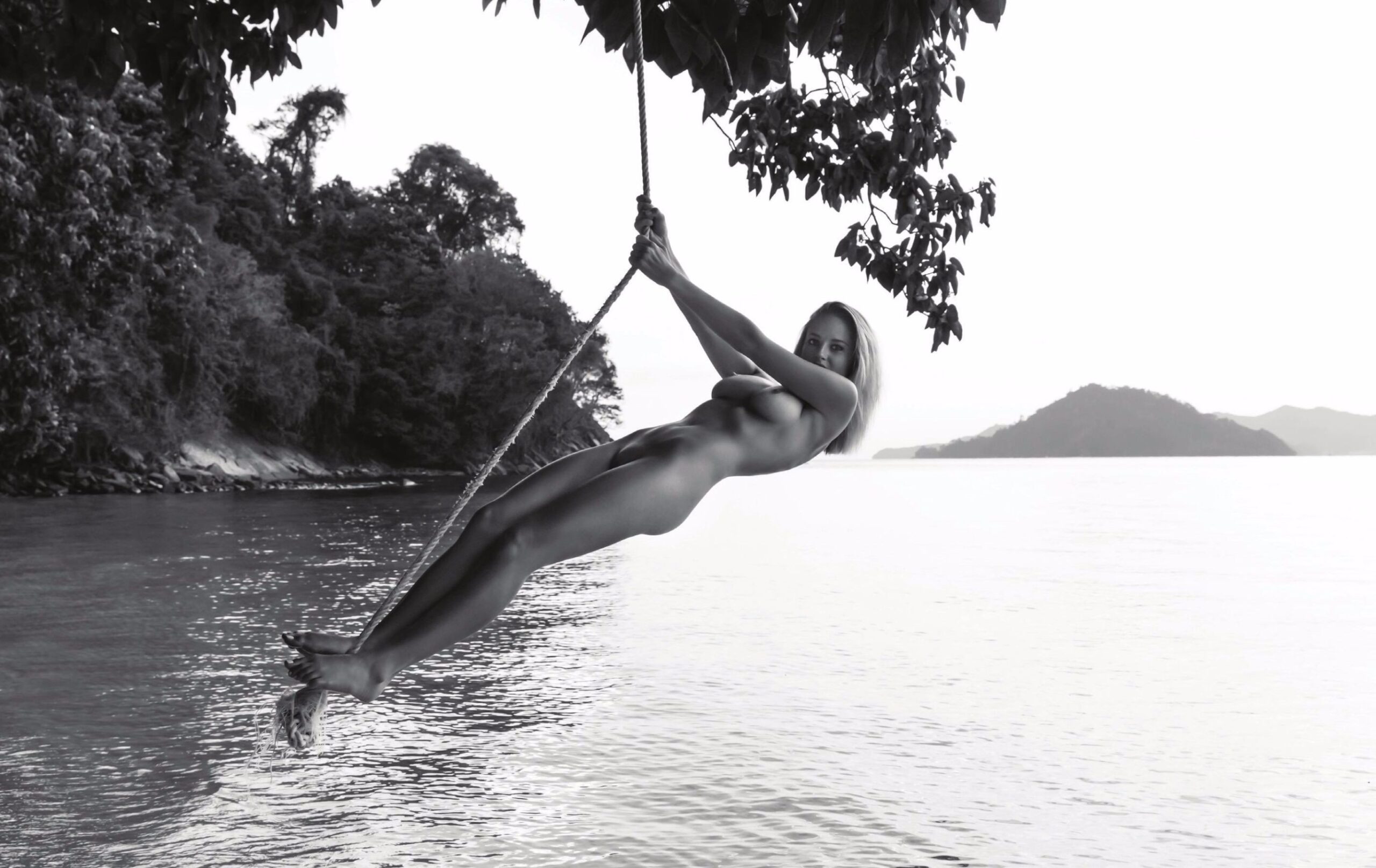 genevieve-morton-17-topless-thefappening-pro_ genevieve morton 17 topless thefappening pro scaled