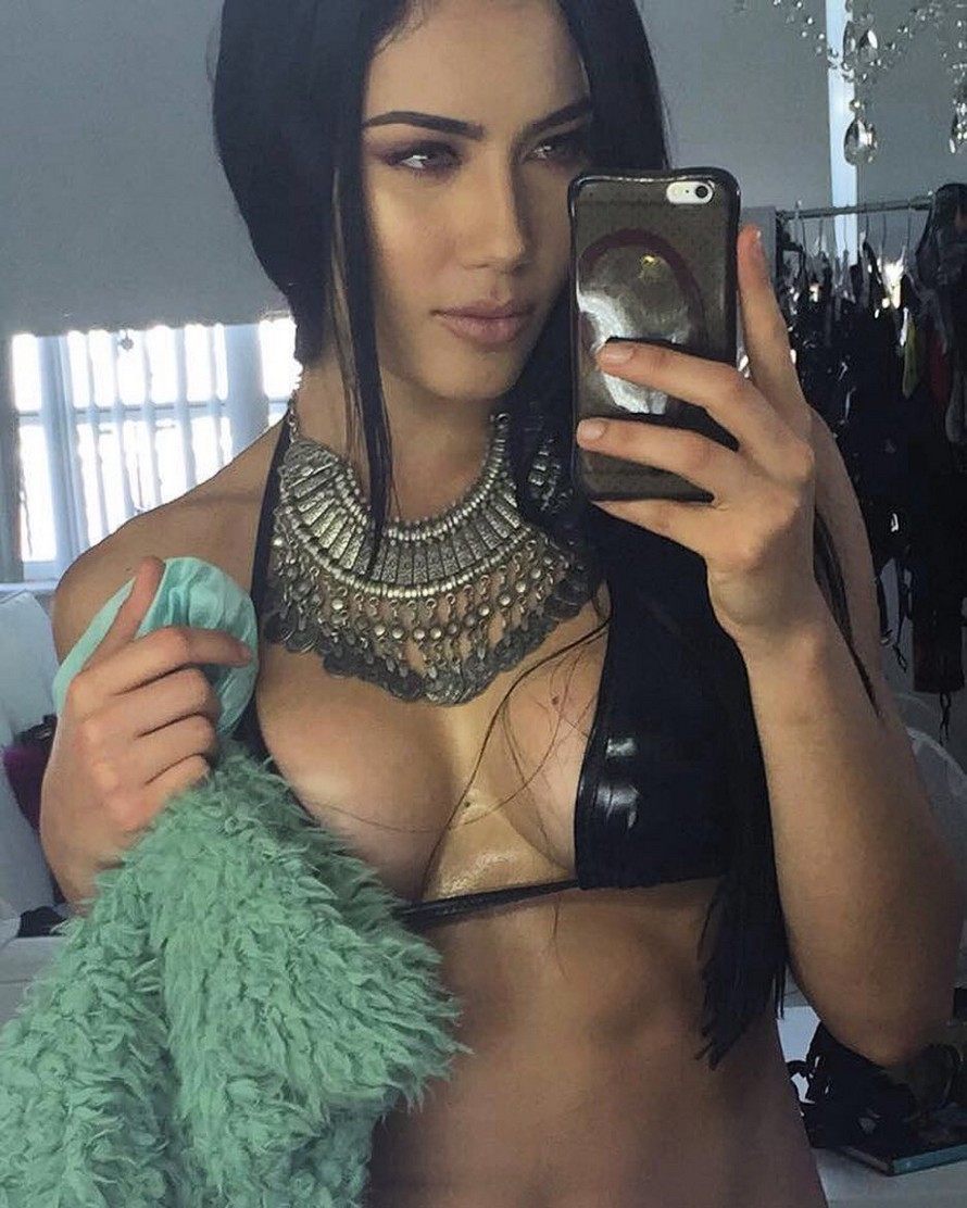 georgina-mazzeos-hottest-selfies-thefappening-cfd-7 Georgina Mazzeo Leaked Selfie