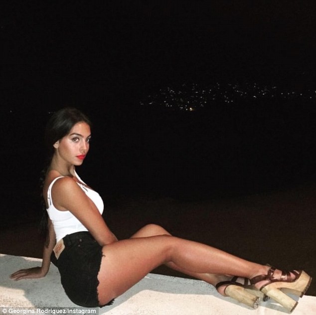 georgina-rodriguez-private-1 georgina rodriguez private 1