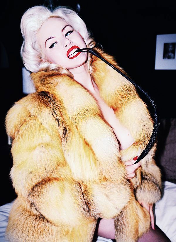 gia-genevieve-revealing-pics-pinup-america-8 Gia Genevieve Revealing Pics for Pinup America