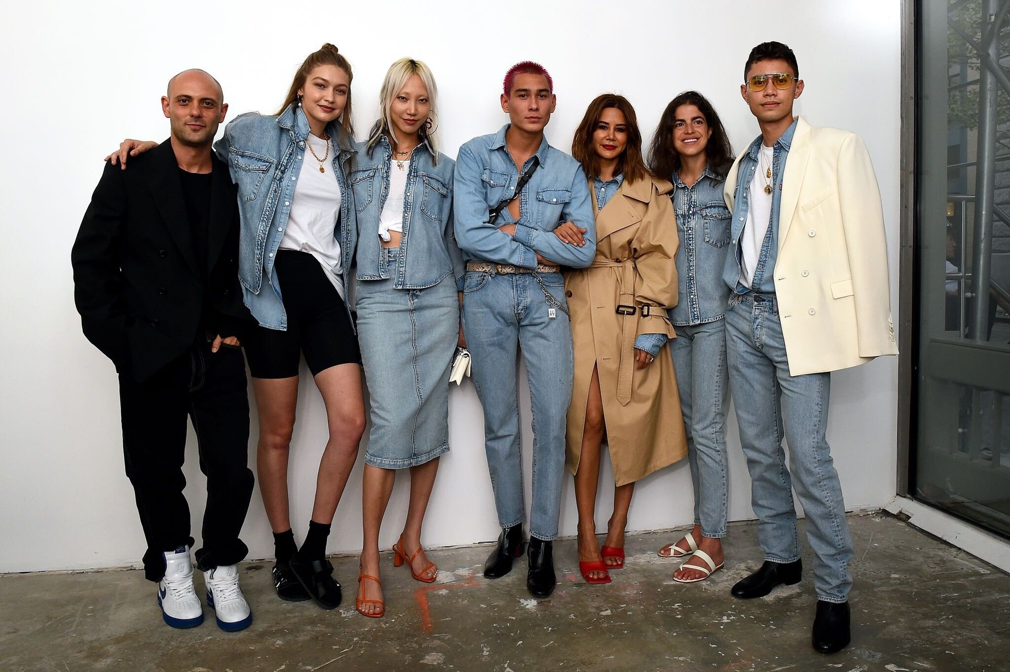 gigi-hadid-hot-denim-levis-collaboration-6 gigi hadid hot denim levis collaboration 6