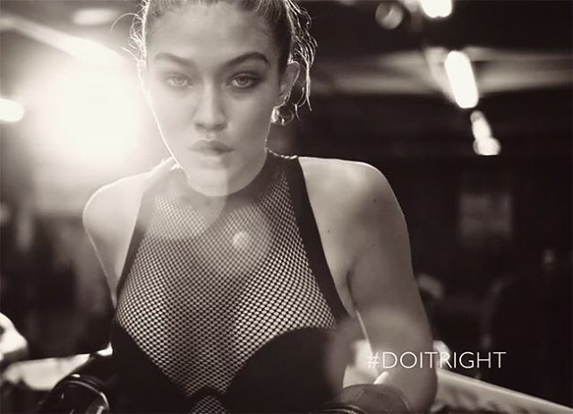 gigi-hadid-nude-sexy-37 gigi-hadid-nude-sexy-37