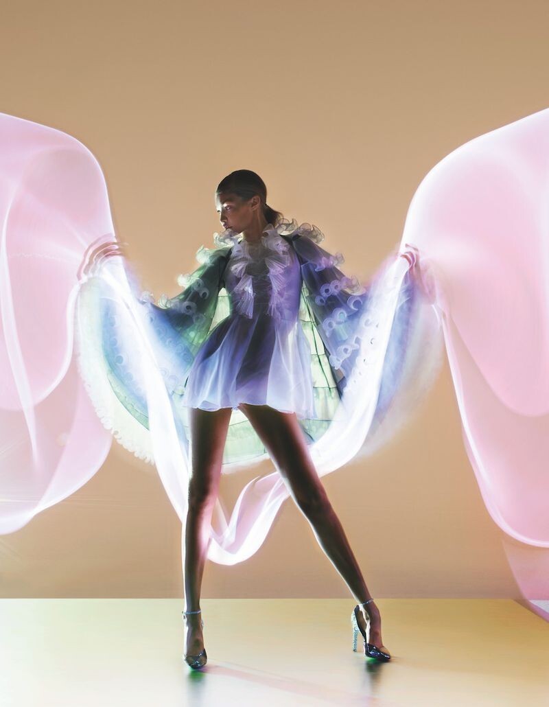gigi-hadid-sexy-vogue-arabia-2 gigi hadid sexy vogue arabia 2