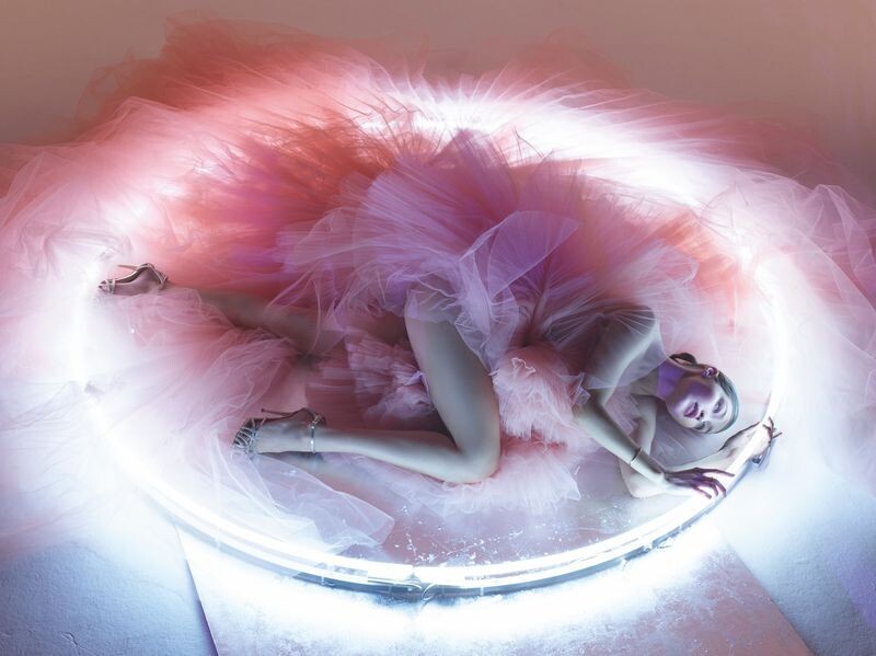 gigi-hadid-sexy-vogue-arabia-4 gigi hadid sexy vogue arabia 4