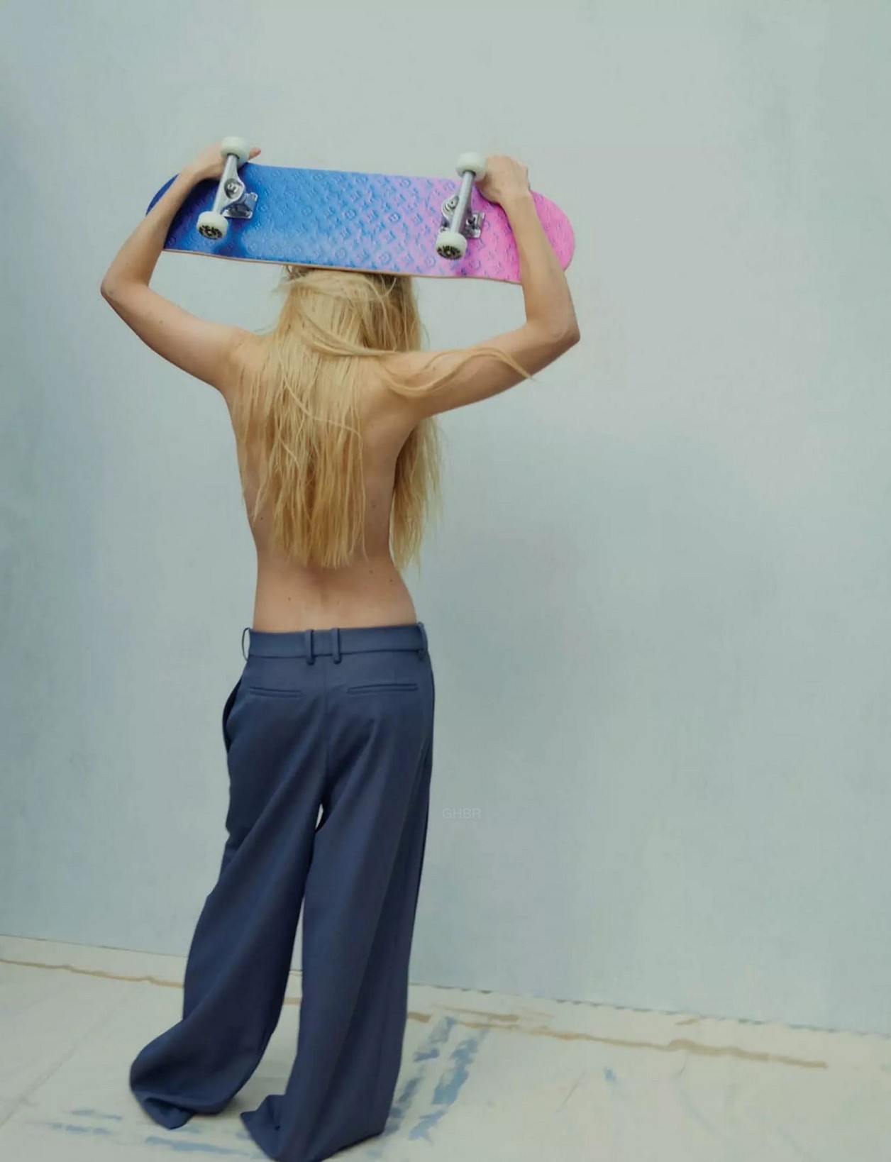 gigi-hadid-topless-sexy-thefappening-cfd-4 gigi hadid topless sexy thefappening cfd 4