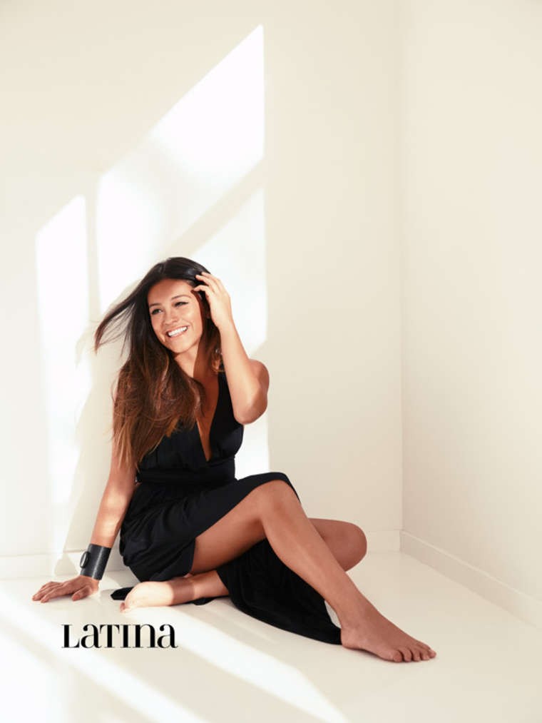 gina-rodriguez-nude-sexy-35 Gina Rodriguez Hot