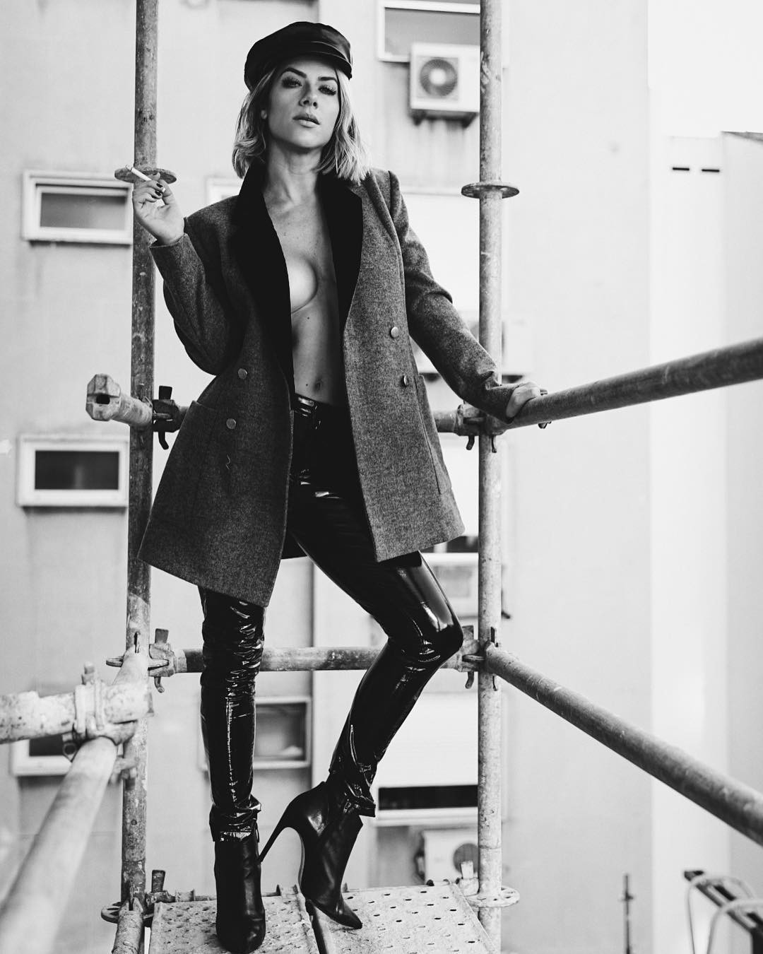 giovanna-ewbank-topless-the-fappening-pro-9 giovanna ewbank topless the fappening pro 9