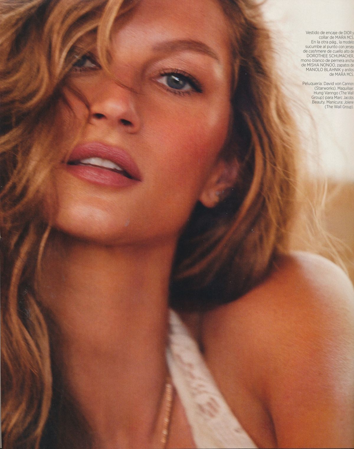 gisele bundchen sexy harpere28099s bazaar 2019 9