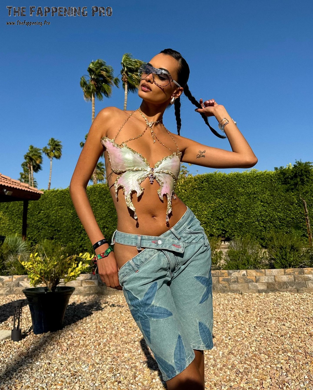 gizele-oliveira-sexy-coachella-thefappening-cfd-3-1 Gizele Oliveira Sexy At Coachella 2024