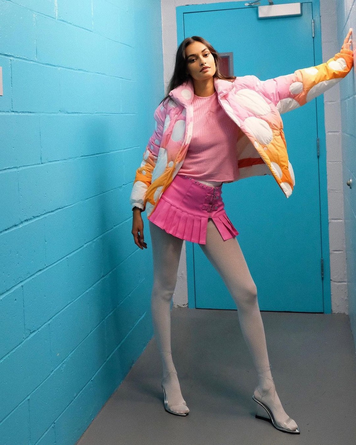 gizele-oliveira-sexy-kawaii-look-thefappening-cfd-2-1 Gizele Oliveira Hot In Kawaii Mini Skirt