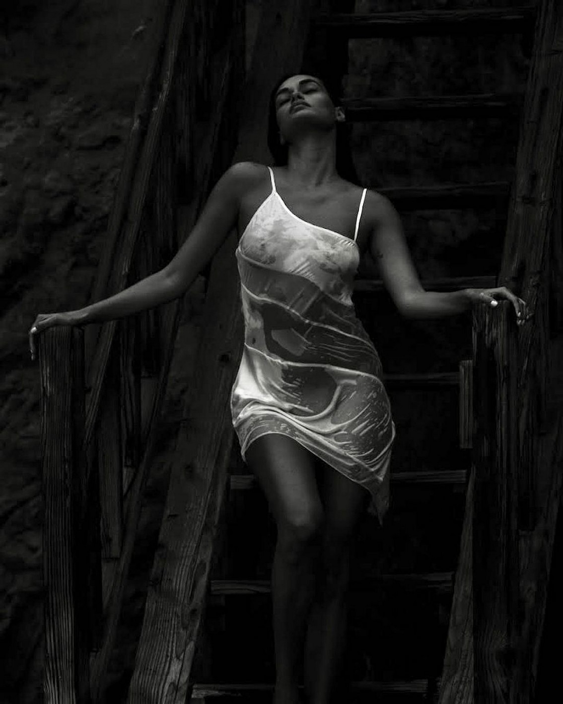 gizele-oliveira-topless-by-tyler-kandel-thefappening-cfd-3 Gizele Oliveira See Through