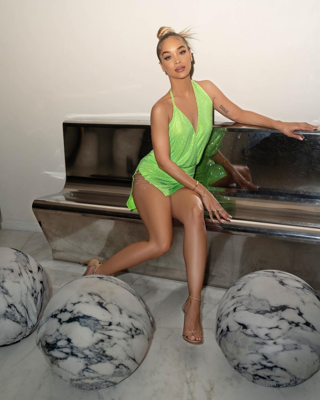 golden-barbie-sexy-thefappening-cfd-6 Jasmine Sanders Hot