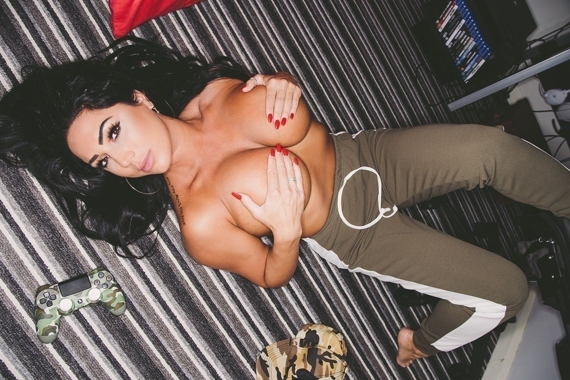 grace-j-teal-nude-sexy-thefappening-cfd-8 Grace J Teal Naked Tits
