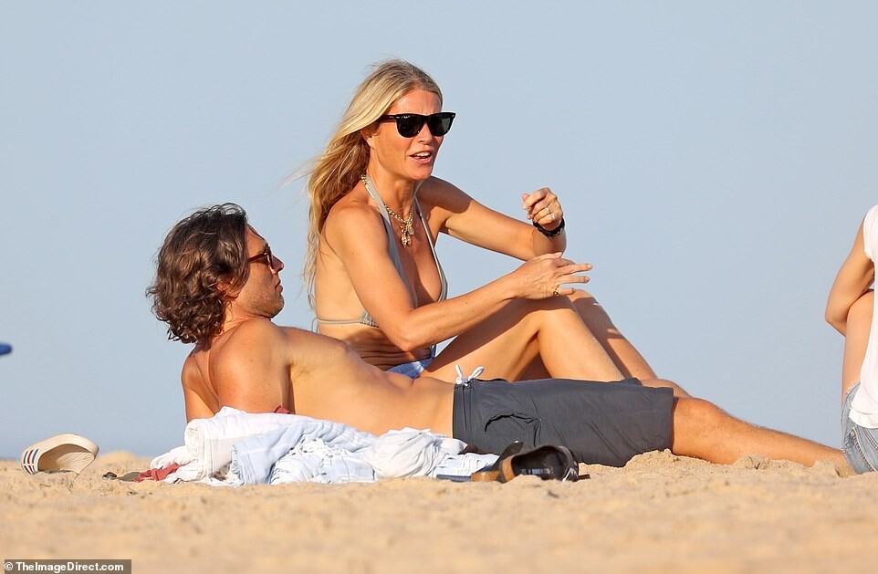 gwyneth-paltrow-sexy-thefappening-cfd-10 gwyneth paltrow sexy thefappening cfd 10